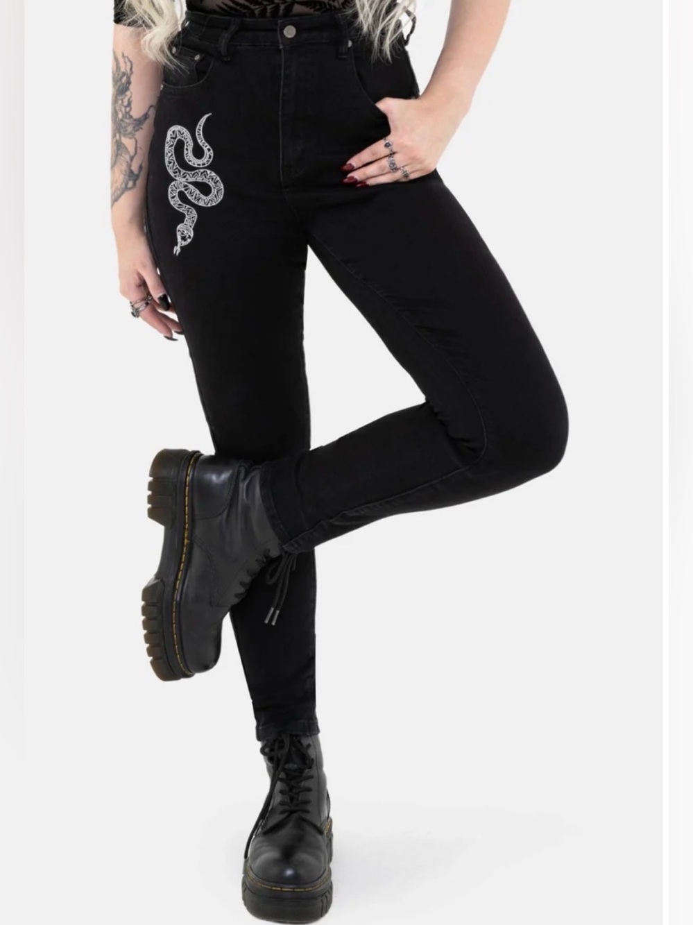NWT Disturbia Womens Black High Waist Snake Embroidery Skinny Eden Jeans Size 36